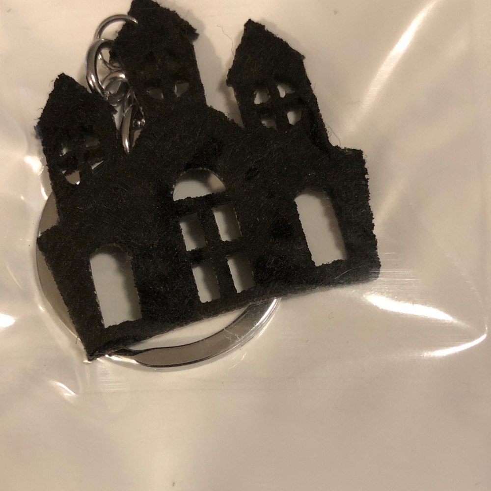Black Haunted House Keychain - Decorative Home Accent